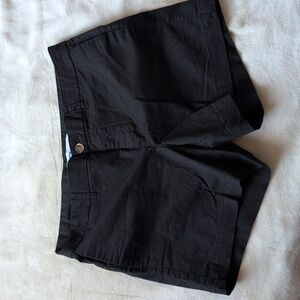 Old Navy Everyday Short Size 10 Black, NWT